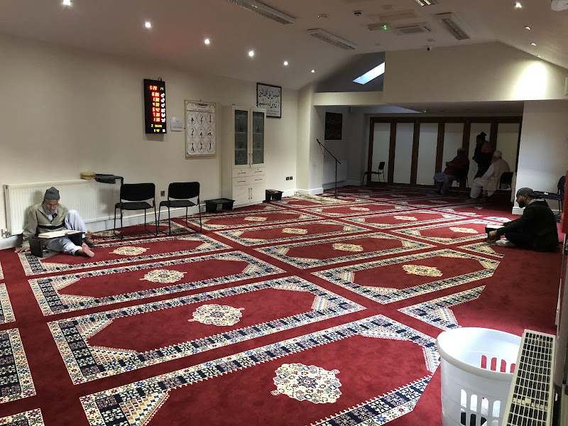 Masjid Usman Huddersfield Prayer Time