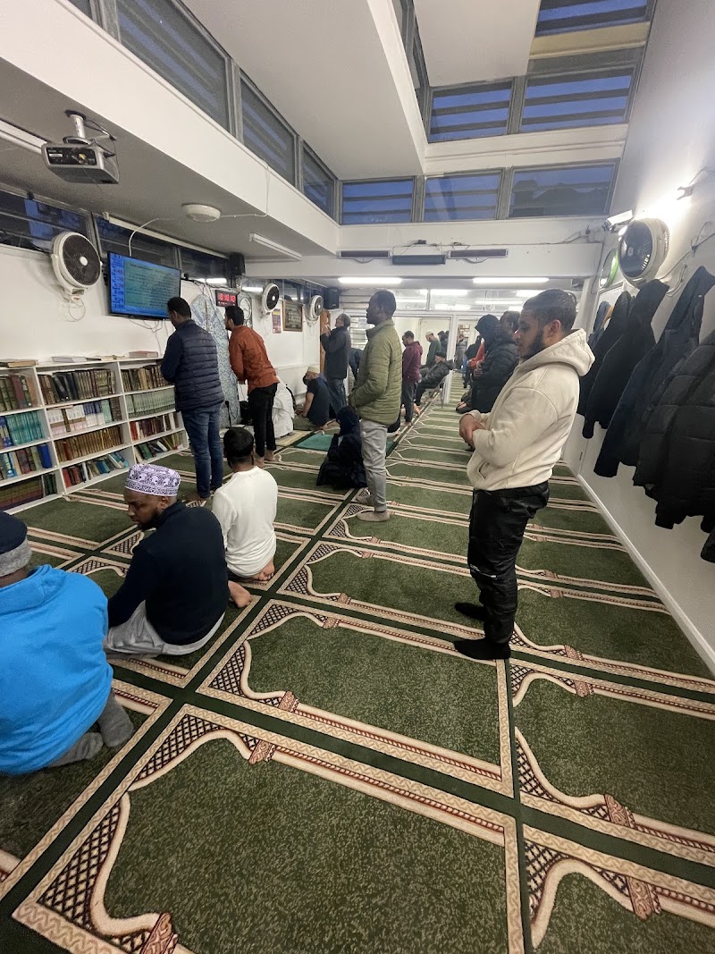 Taiba Community Centre Prayer Times in Greater London