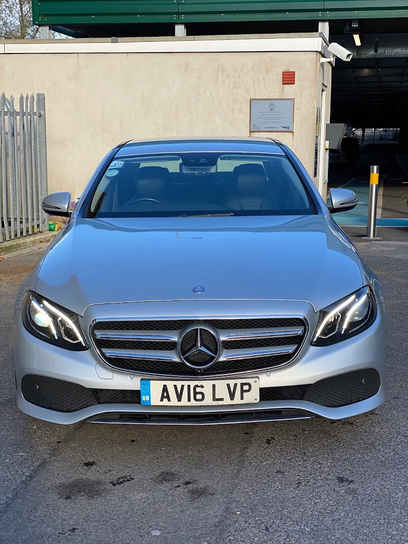 Phoenix Taxis Guildford